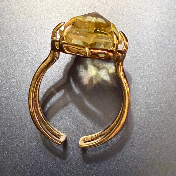 Stella & Dot Canary Arabesque Adjustable Ring Stella & Dot - Picture 8 of 8